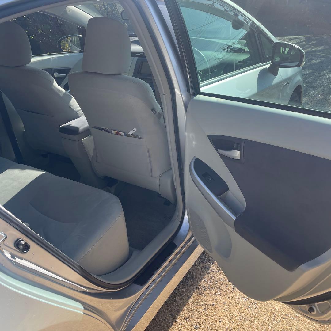 プリウス　30系　実質ワンオーナー　意外と綺麗