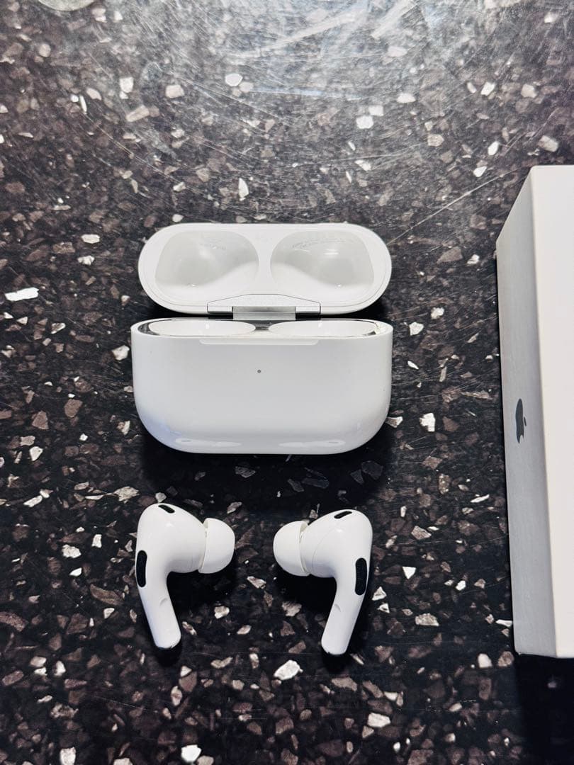 美品　正規品Apple AirPods Pro 第2世代 Type C