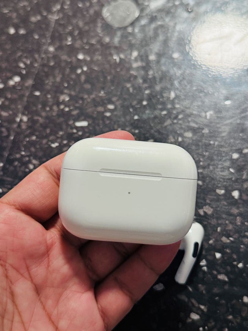 美品　正規品Apple AirPods Pro 第2世代 Type C