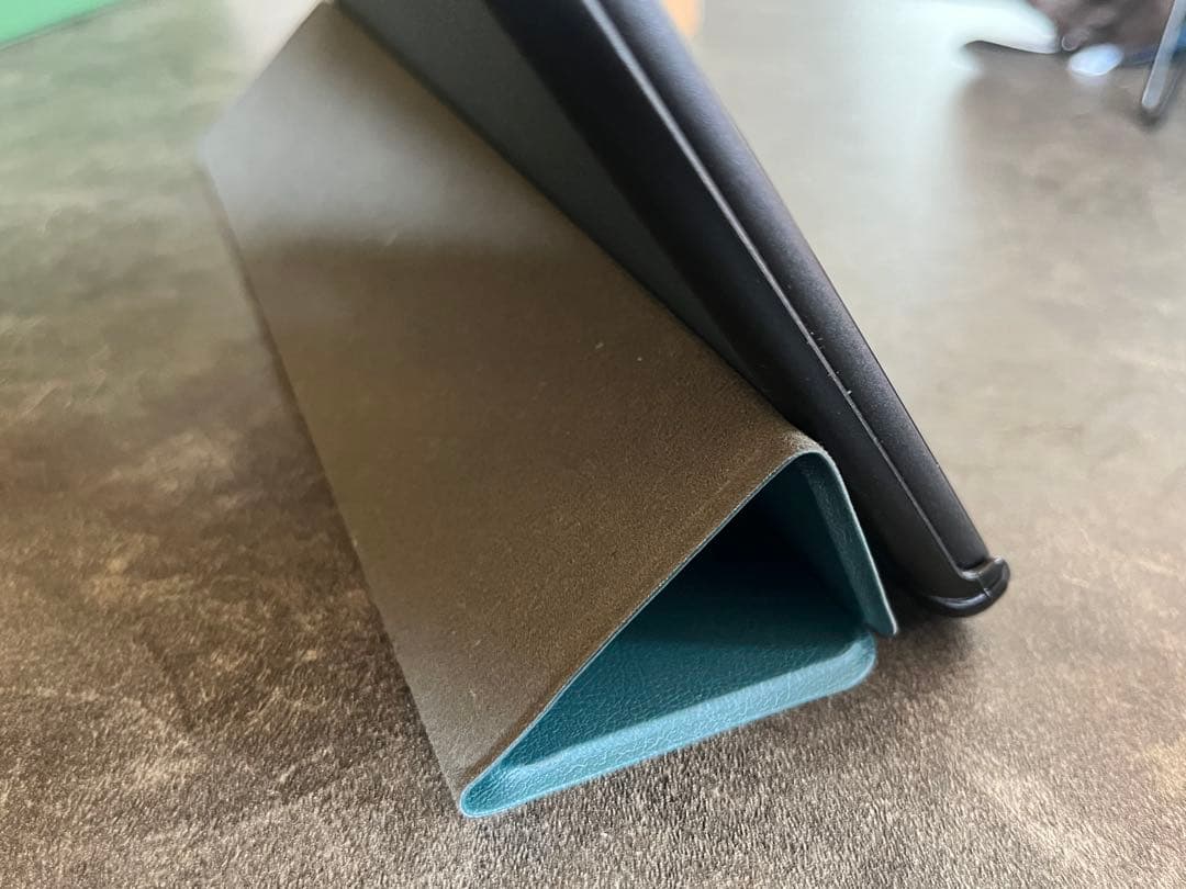 Amazon Fire HD 10 タブレット 本体 カバー付き