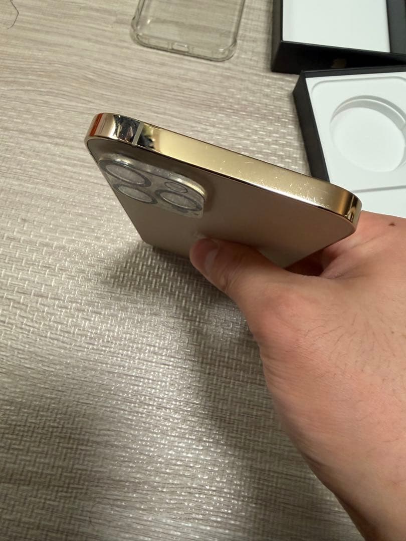 iPhone12ProMax 512GBゴールド　箱と本体リセットsim解除済み