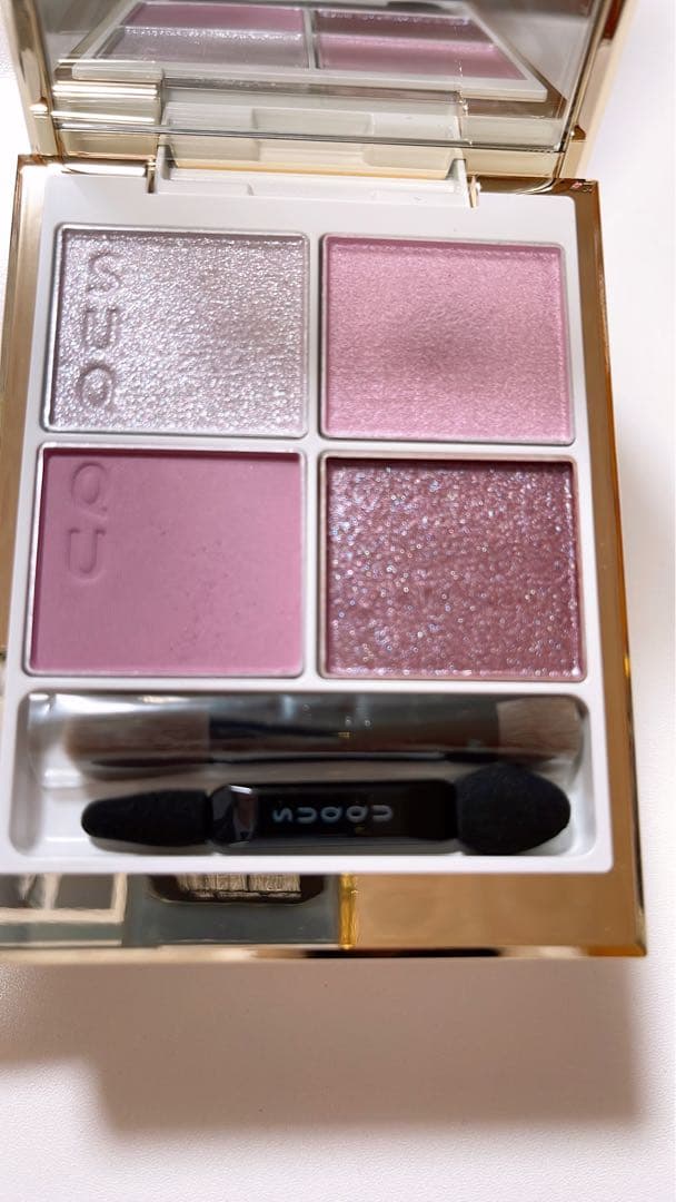 SUQQU 2025 ホリデー　限定アイシャドウ　チーク　愛華