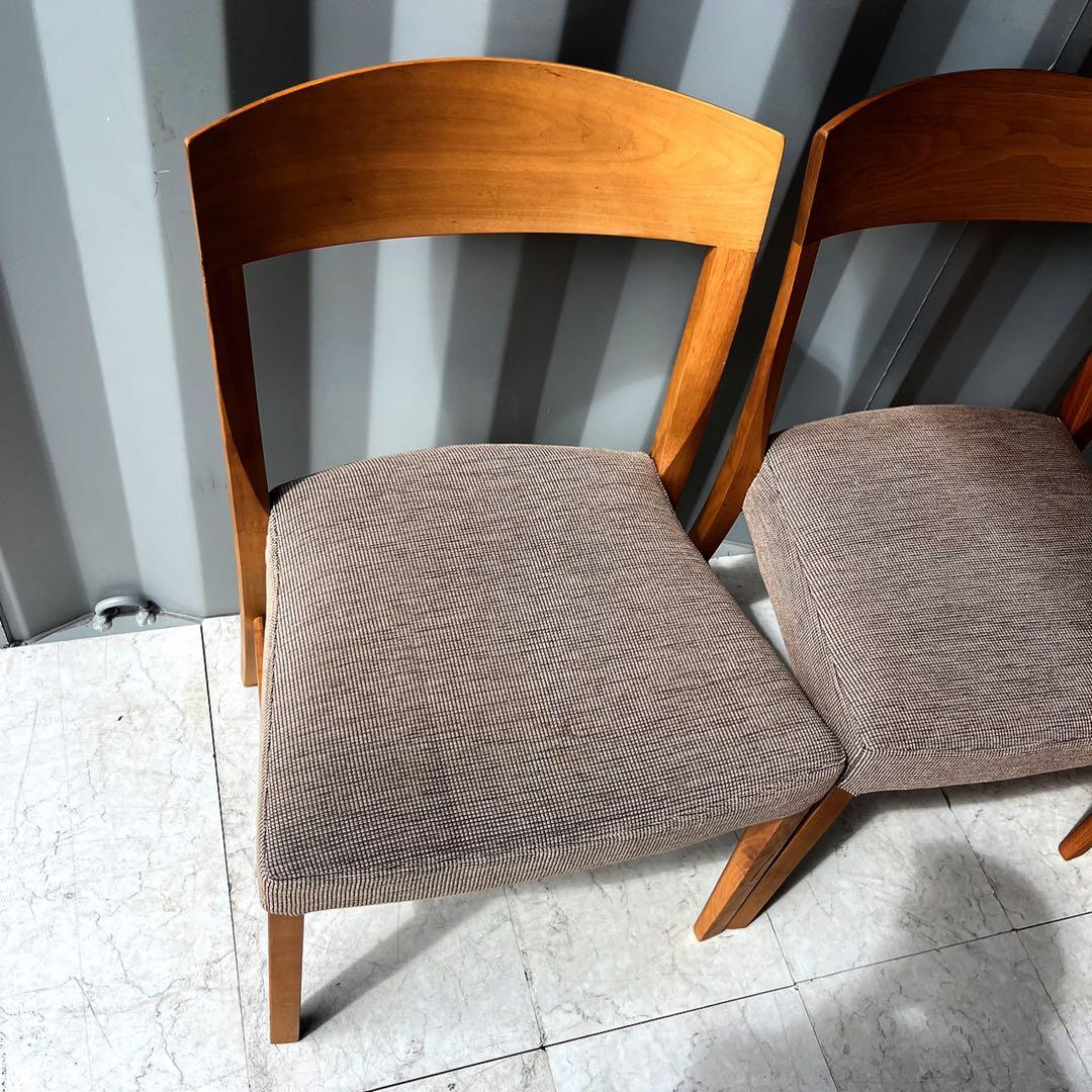 取付無料！カリモク家具 北欧風ナチュラルファブリックダイニングチェア２脚✨