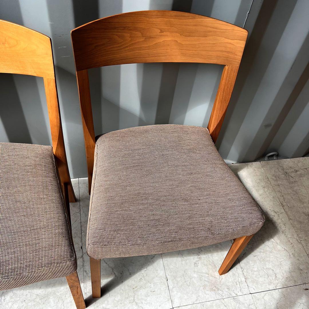 取付無料！カリモク家具 北欧風ナチュラルファブリックダイニングチェア２脚✨