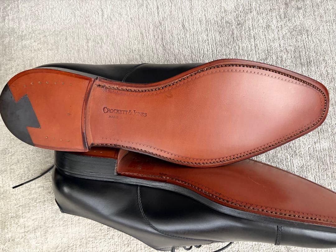 Crockett & Jones 黒　ストレートチップ