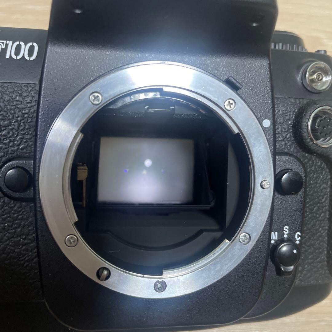 Nikon ニコン　F100 フィルム　カメラ　　フィルムカメラ　ジャンク品