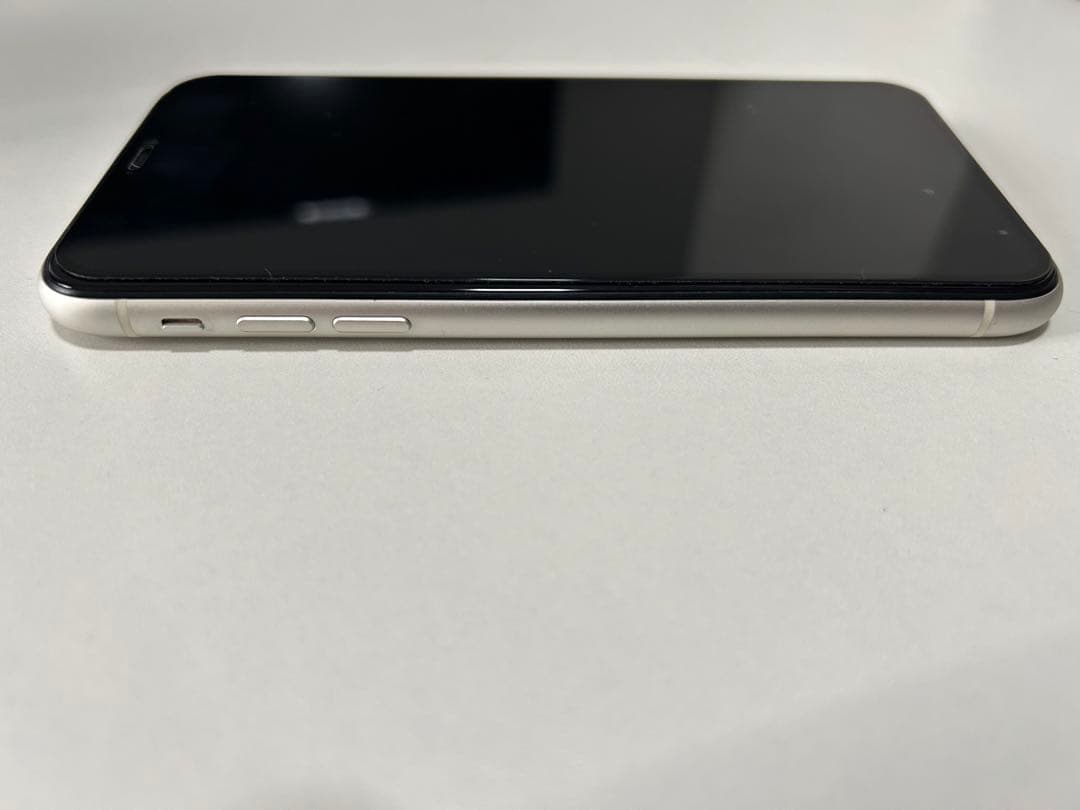 iphone11 128g ホワイト　本体