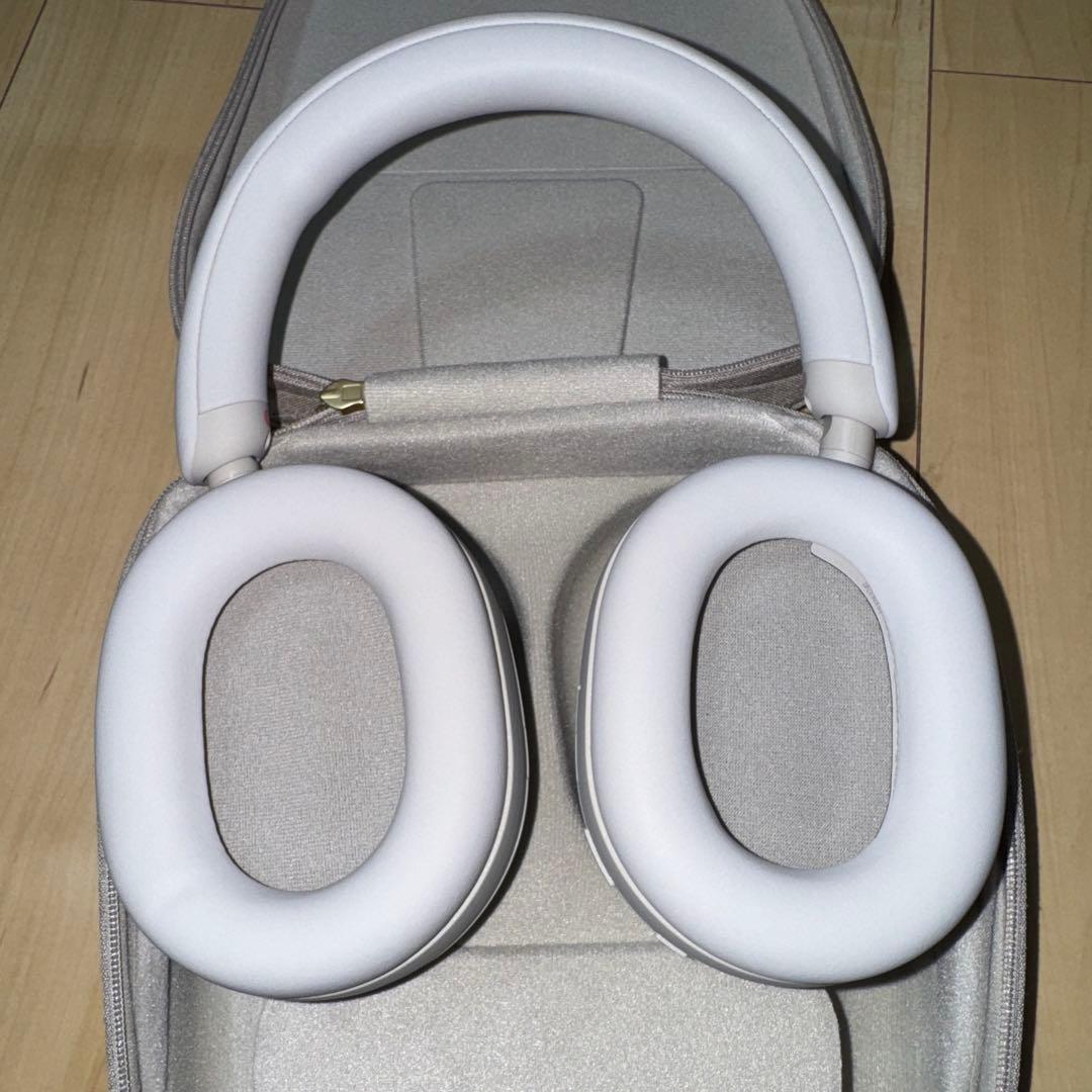 SONY ワイヤレスヘッドホン WH-1000XM5 グレー