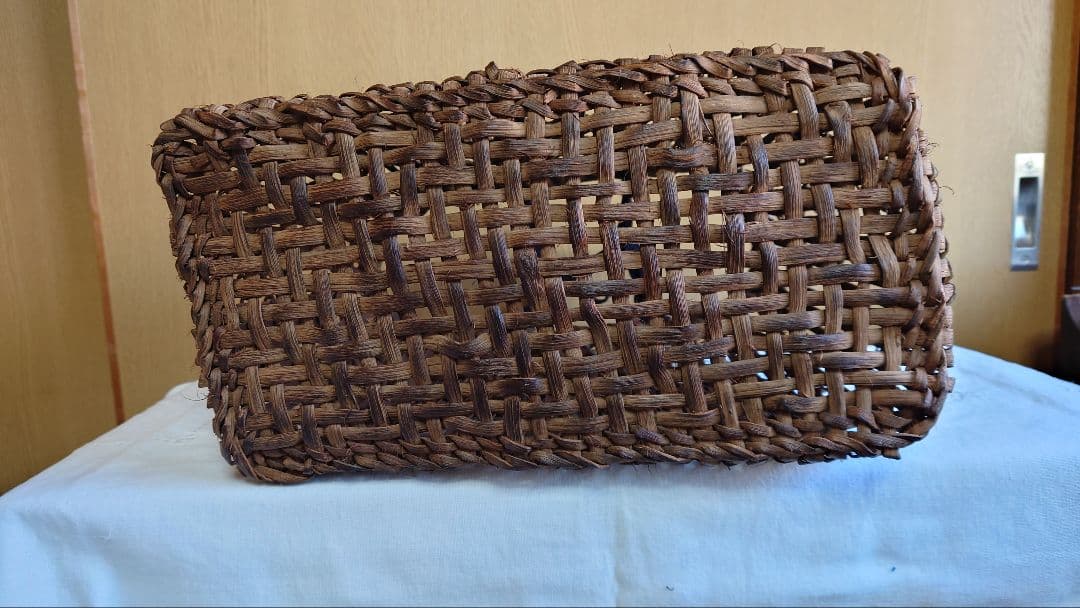 古い籠 山葡萄 籠バッグ 葡萄籠 籠 透かし編み