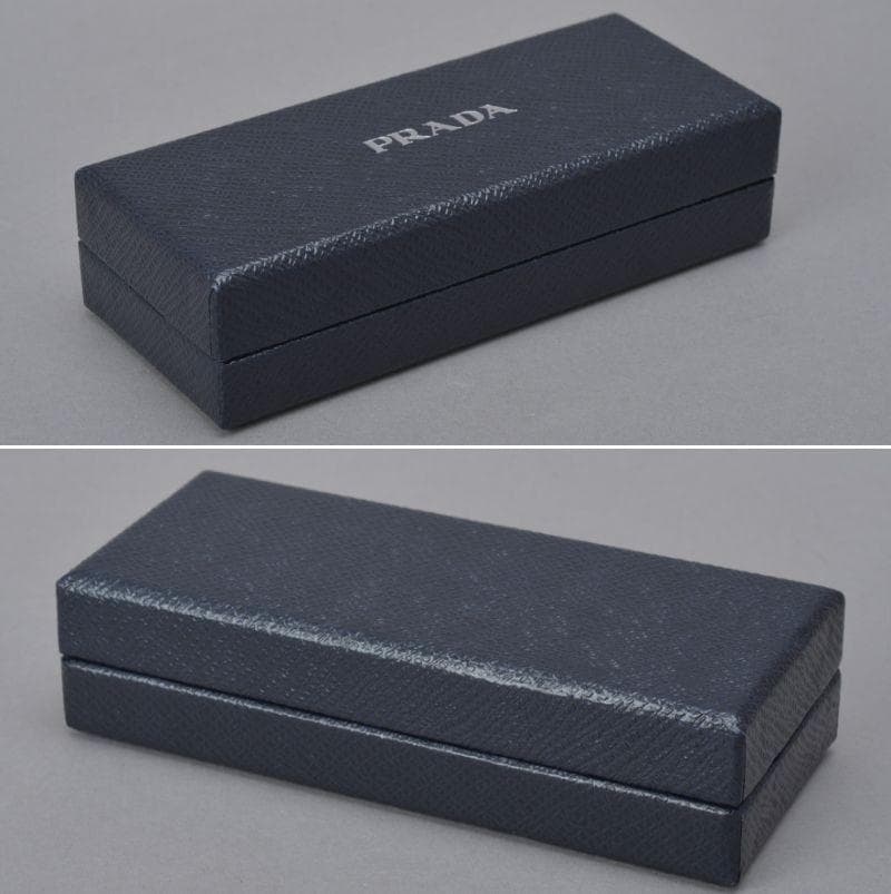 プラダ PRADA サフィアーノレザー 三角プレート 箱付 キーリング ブラック