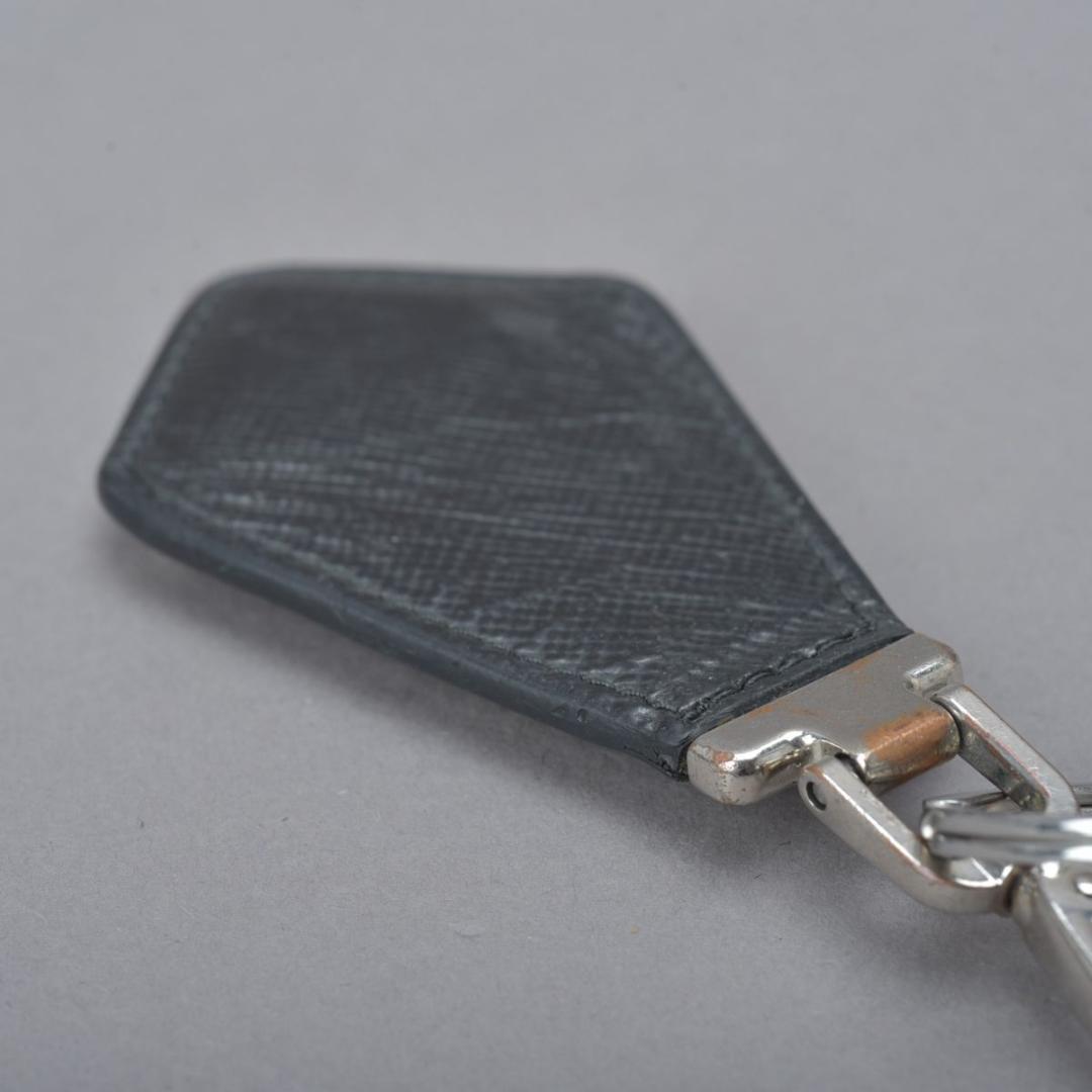 プラダ PRADA サフィアーノレザー 三角プレート 箱付 キーリング ブラック