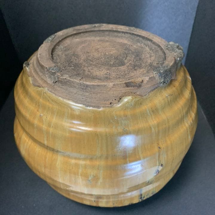 古高取八蔵手(八山) 流釉水指　江戸初期　(小さな蕾)掲載品 茶道具