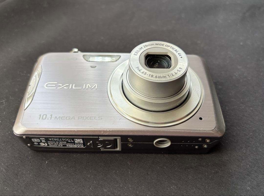 CASIO EX-Z270 コンパクトデジタルカメラ