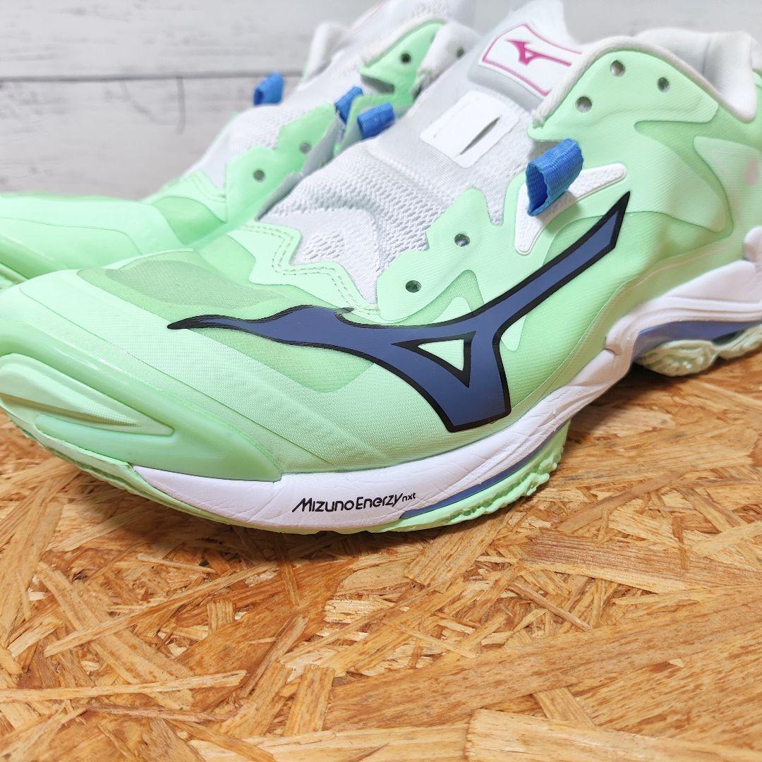 ミズノ バレーシューズ ウェーブ ライトニング Z8 ミントグリーン 27cm