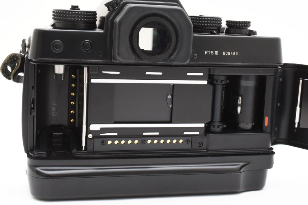 コンタックス Contax RTS III ボディ フィルムカメラ 8054