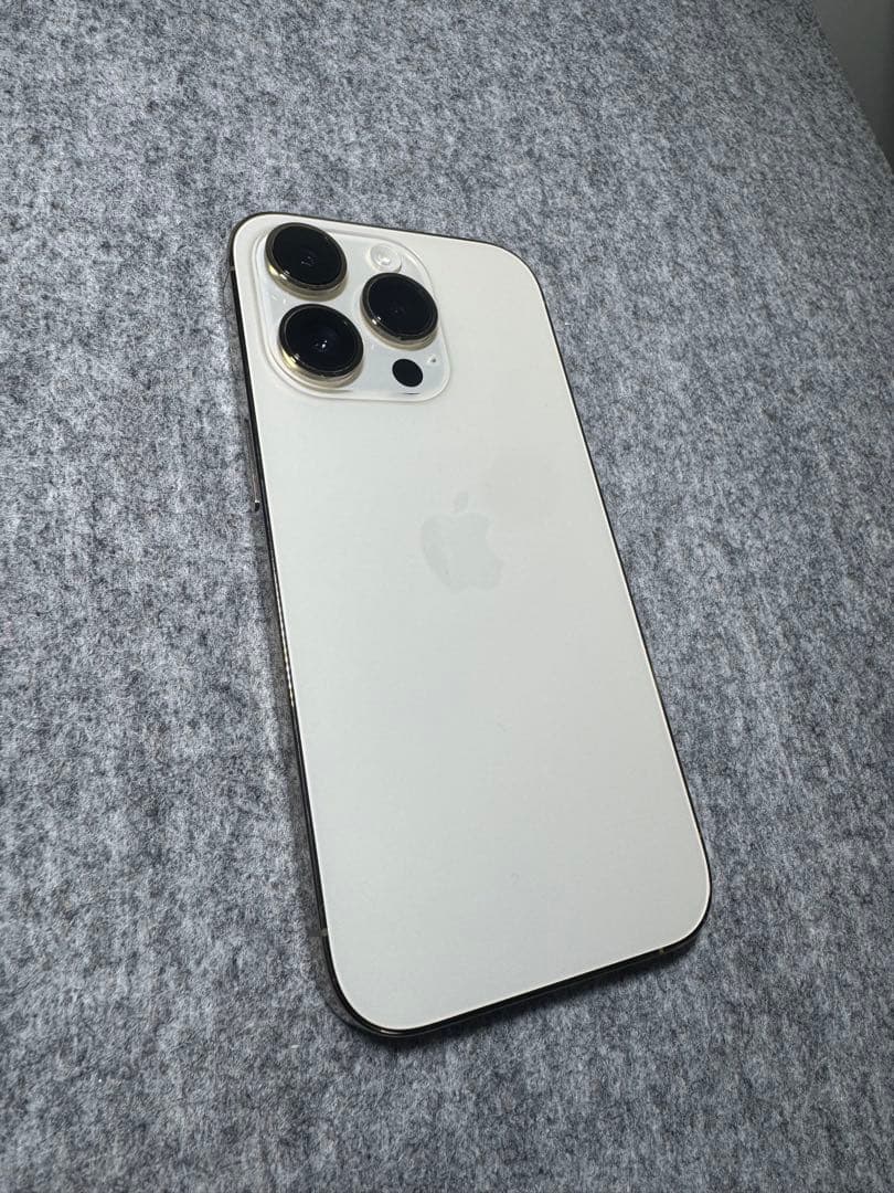 Apple iPhone 14 Pro 128GB シルバー