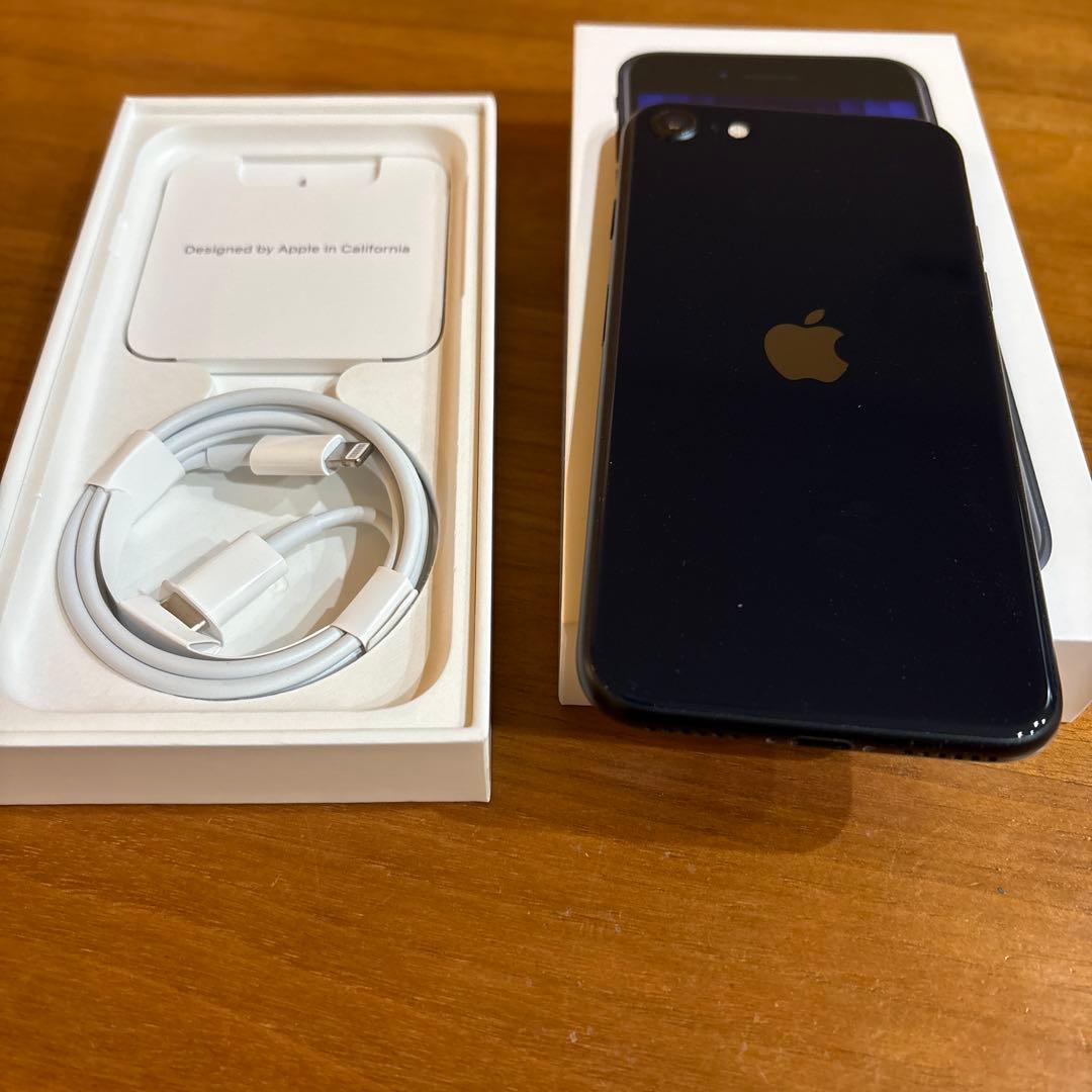 iPhoneSE(第3世代) ミッドナイト　64GB SIMフリー