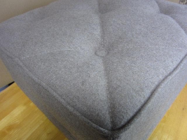 カリモク60/カリモク60プラス オットマン フラノベージュ