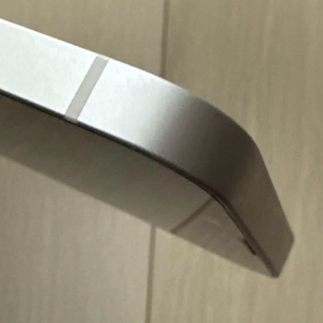 【早い者勝ち】iPhone13 128GB SIMFree starlight