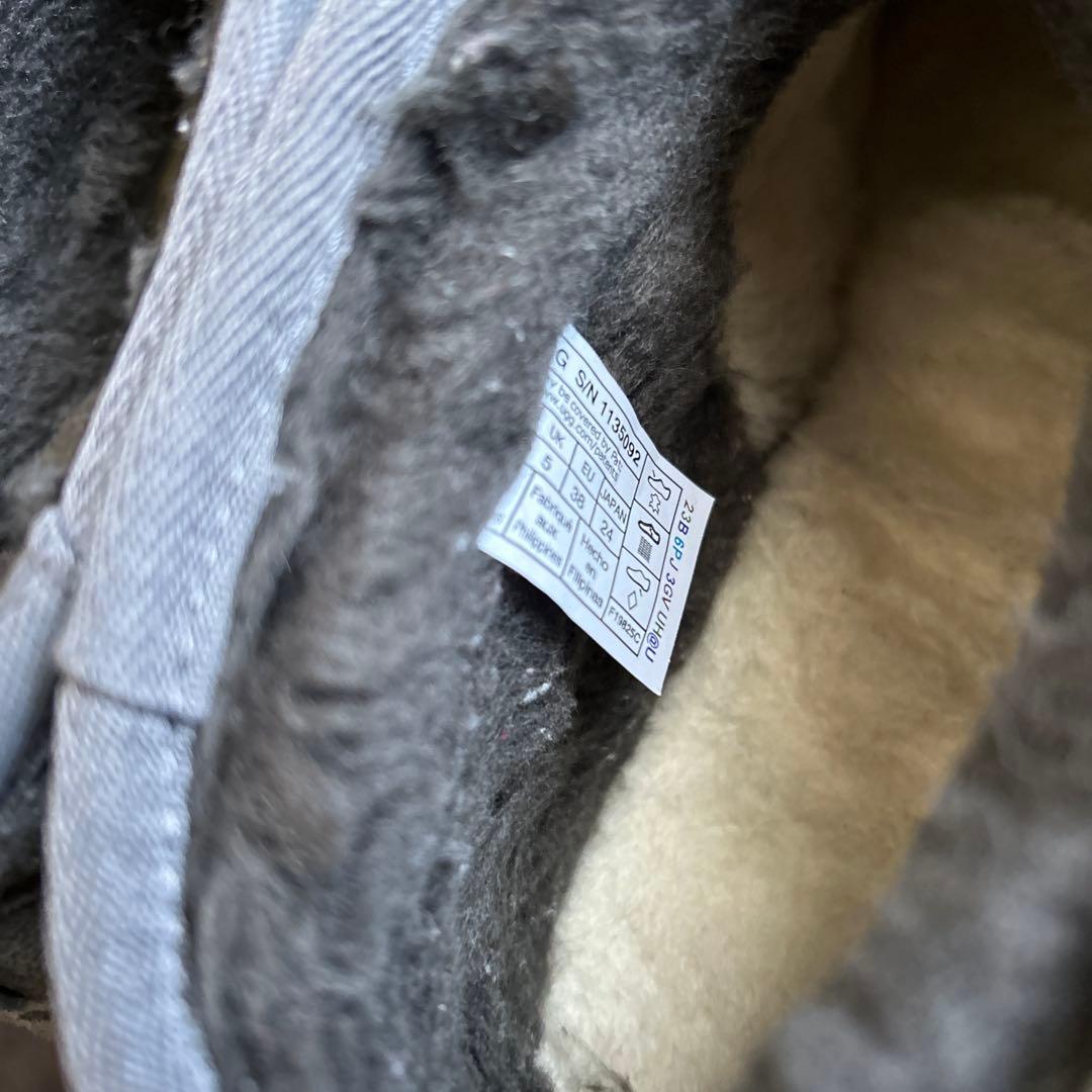 正規品　UGG クラシック ウルトラ ミニ　プラットフォーム　24CM