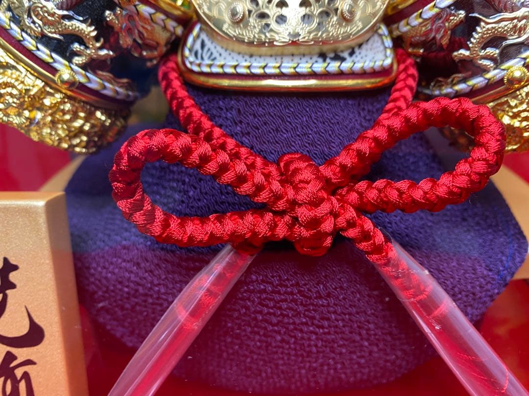 東京久月　五月人形　家紋付き兜飾りアクリルケース入・コンパクトサイズ