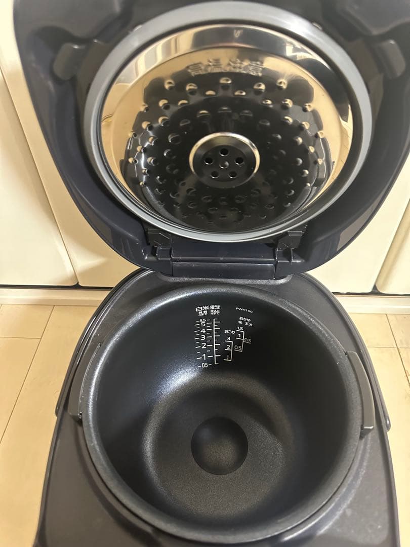 TIGER タイガー IHジャー炊飯器 2023年製 5.5合サイズ