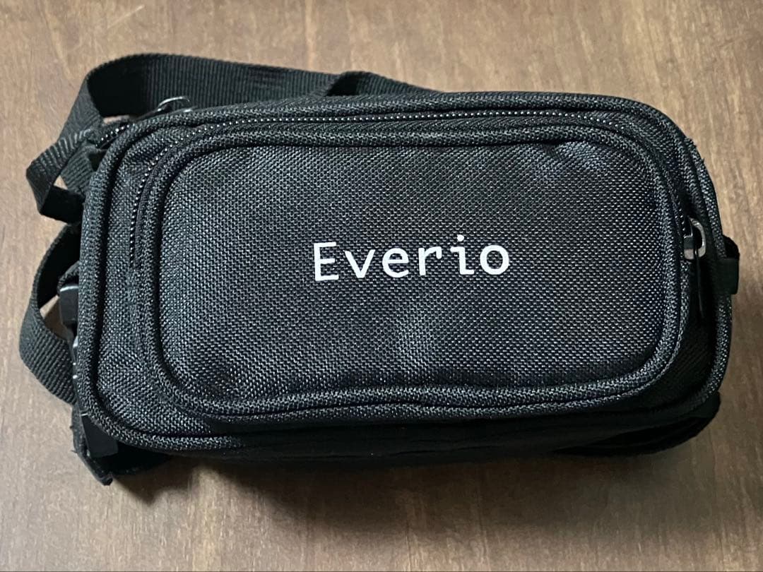 JVC GZ-E565-N フルHD Everio ビデオカメラ 本体