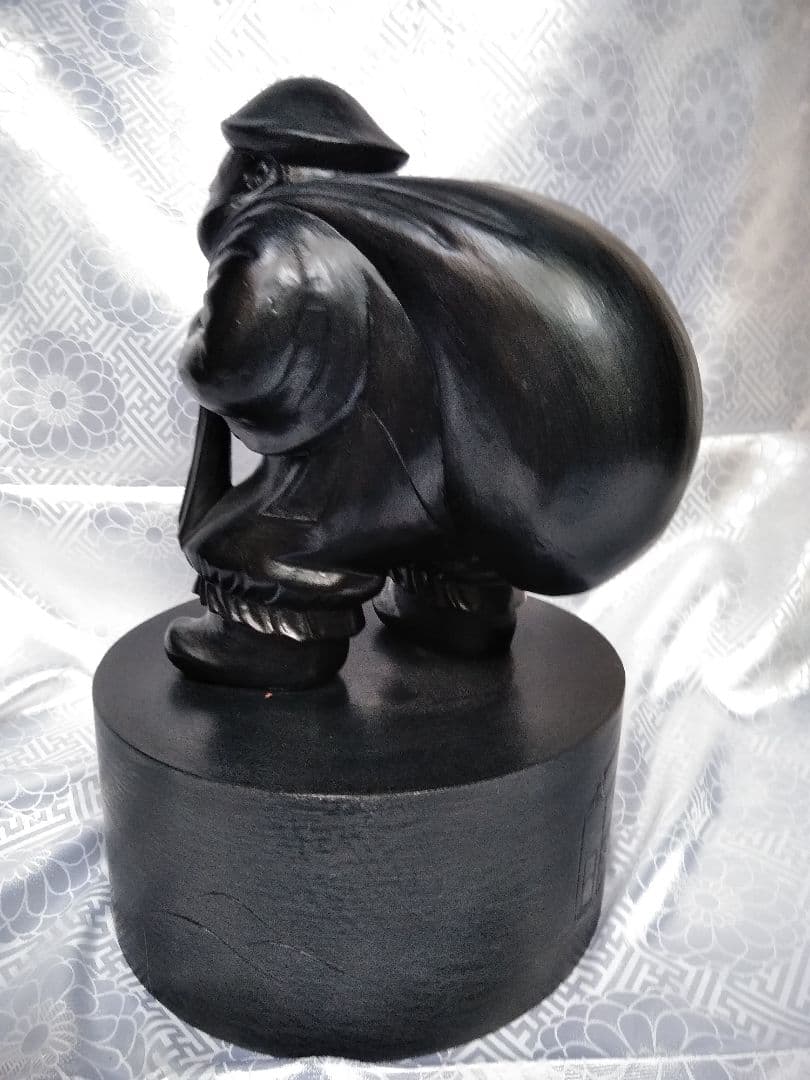 走り大黒天　木彫り