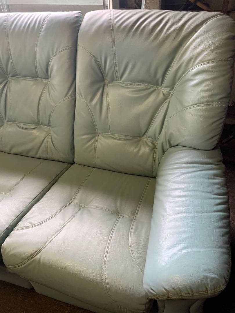 ♦️IKEAコーナーソファ　丸テーブル