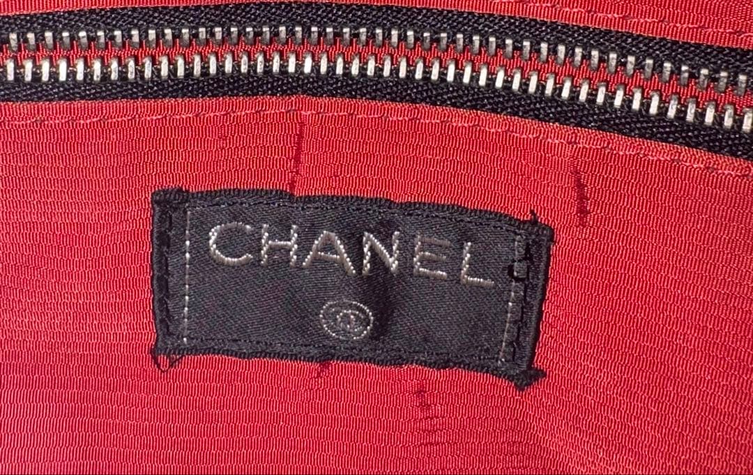 CHANEL の旧トラベルライントートバッグ　ブラック