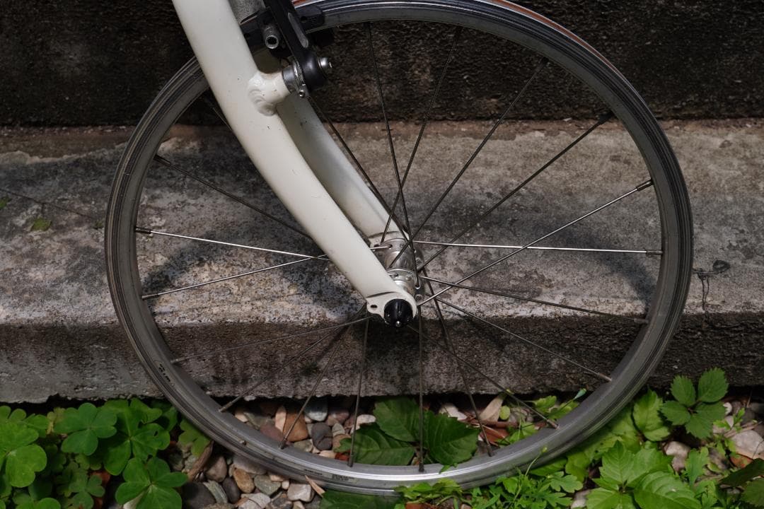 DAHON ダホン MU P8 20インチ 折り畳み自転車 ホワイト ミニベロ