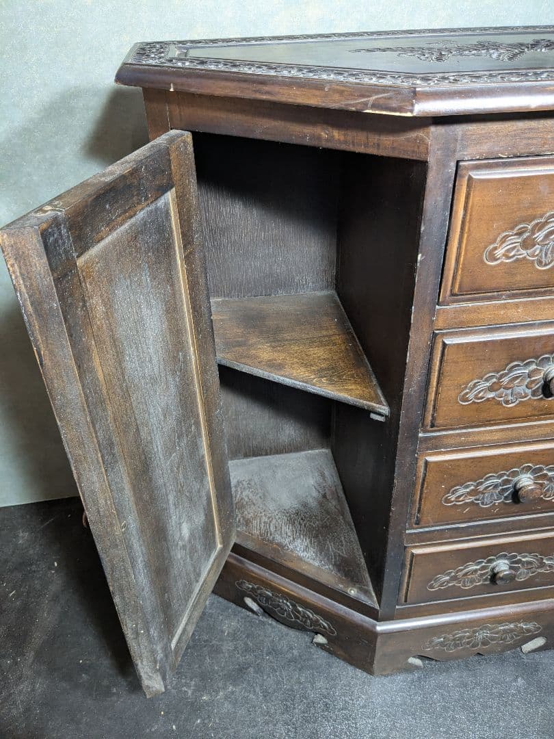 (S) 木彫刻　引き出し　4段　アンティーク　レトロ