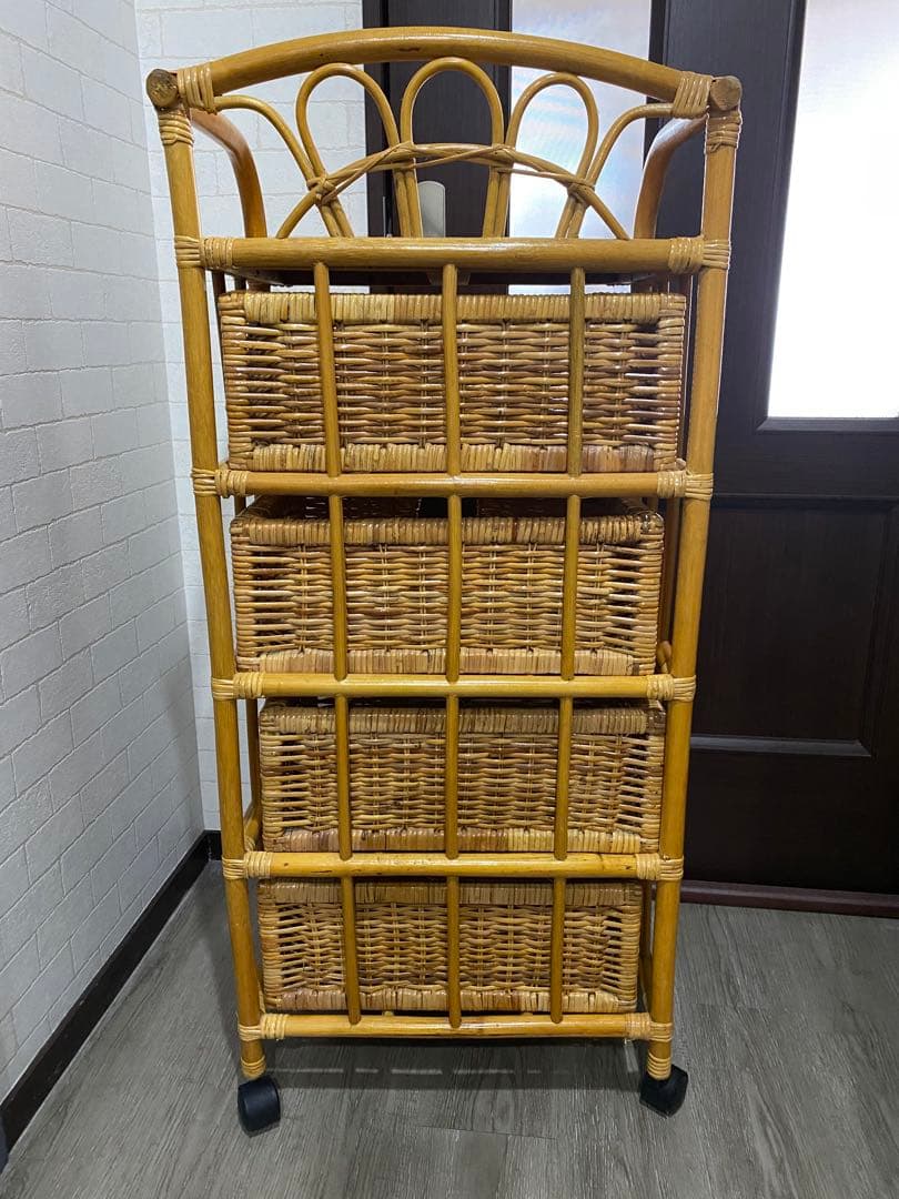 ラタン4段チェスト キャスター付き アンティーク収納 インテリア 脱衣籠 レトロ