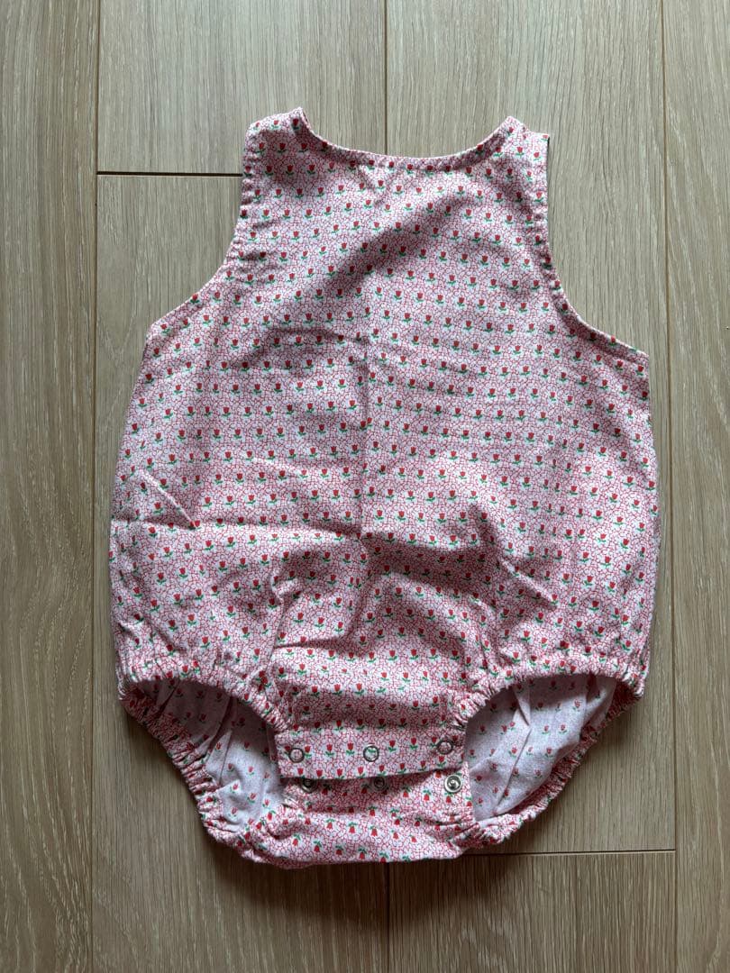 House on the hill チューリップ柄　ロンパース＆ボンネットセット