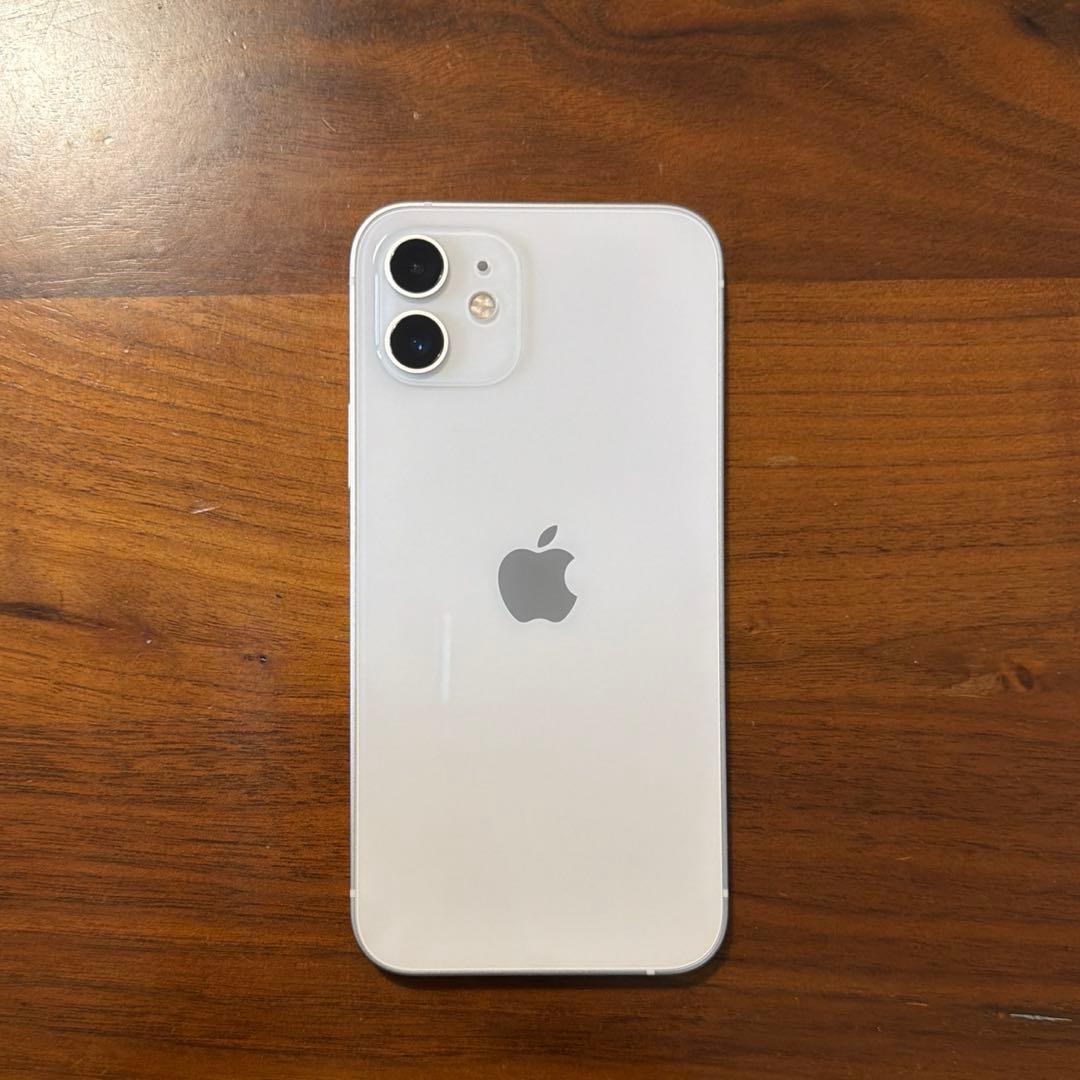 iPhone12ホワイト 64GB SIMフリー ☆ガラスフィルム＆ケーブル付き
