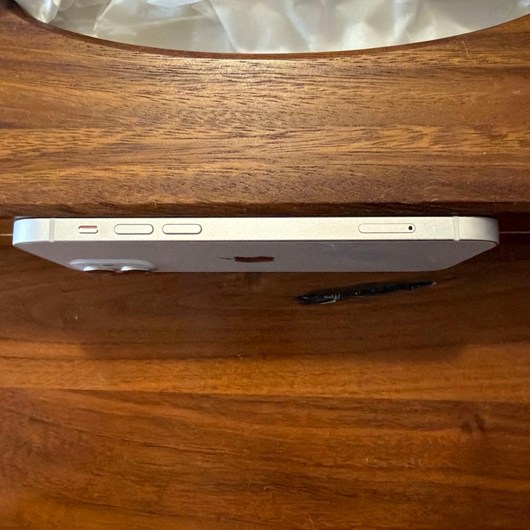 iPhone12ホワイト 64GB SIMフリー ☆ガラスフィルム＆ケーブル付き