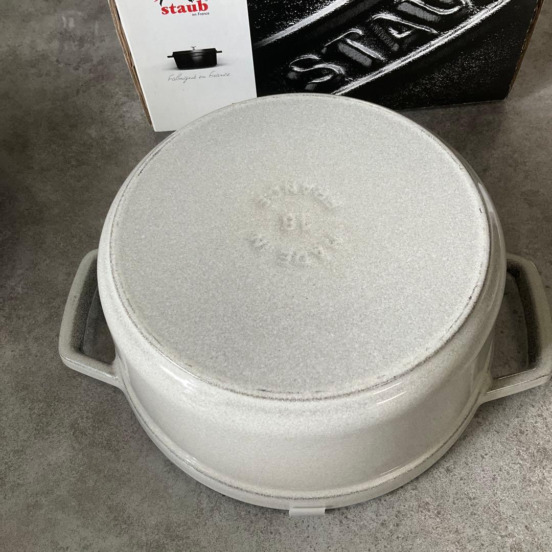STAUB ストウブ ピコ ココット ラウンド 18㎝ カンパーニュ
