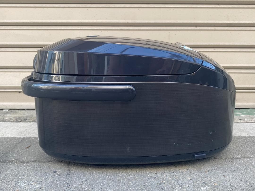 「A638」タイガー IH炊飯ジャー JPW-10E3 23年製 5.5合炊き