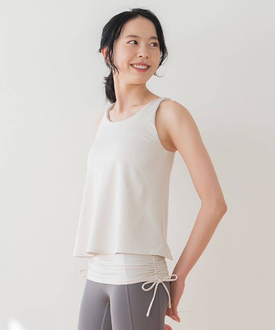 【新品未開封】SUKALAカバーフレアタンクトップSサイズ アイボリー