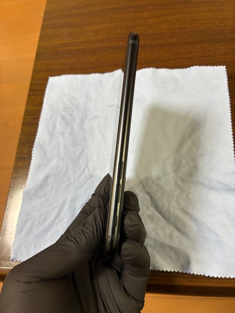 iPhone SE (第3世代) ブラック 本体　SIMロック解除