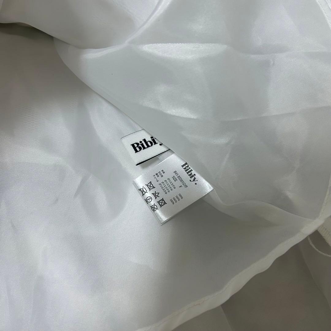 （正規品）Bibiy.（ビビィ）　QUINN EMBROIDERY TOP