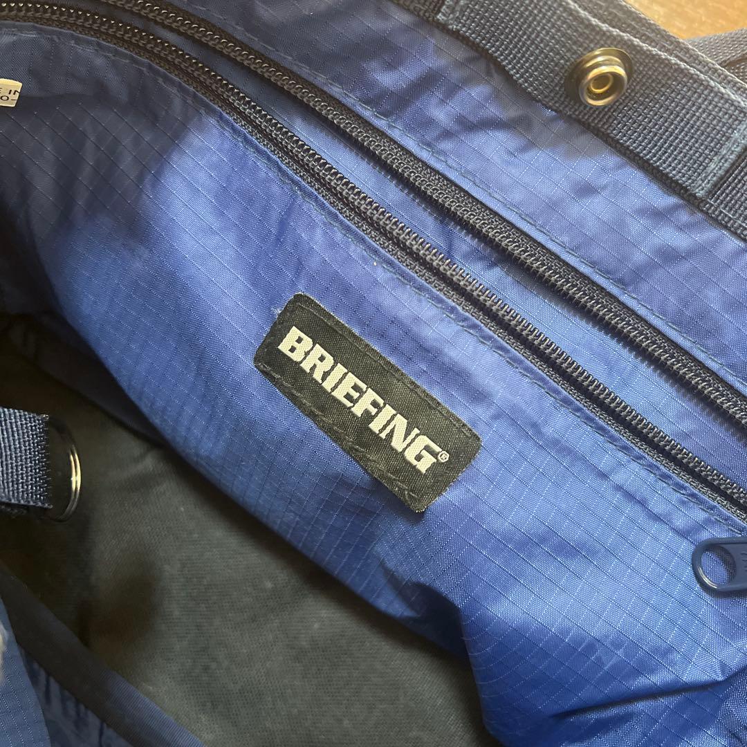 BRIEFING カードバッグ　ラウンドバッグ