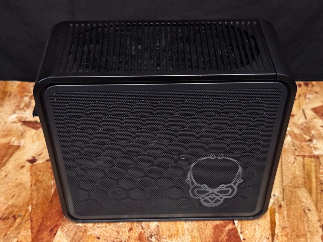 Intel NUC 9 i5 9300H MSI RTX 2060 ミニPC