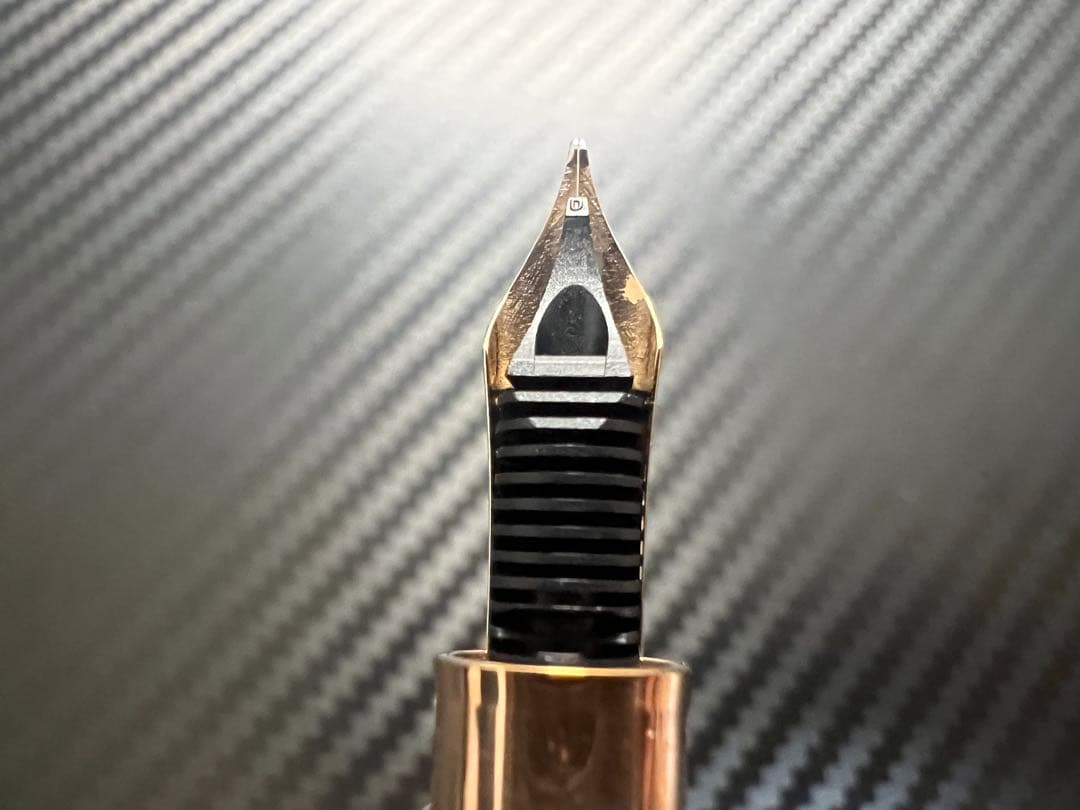 モンブラン トリビュート モーツァルト 万年筆 M 中字