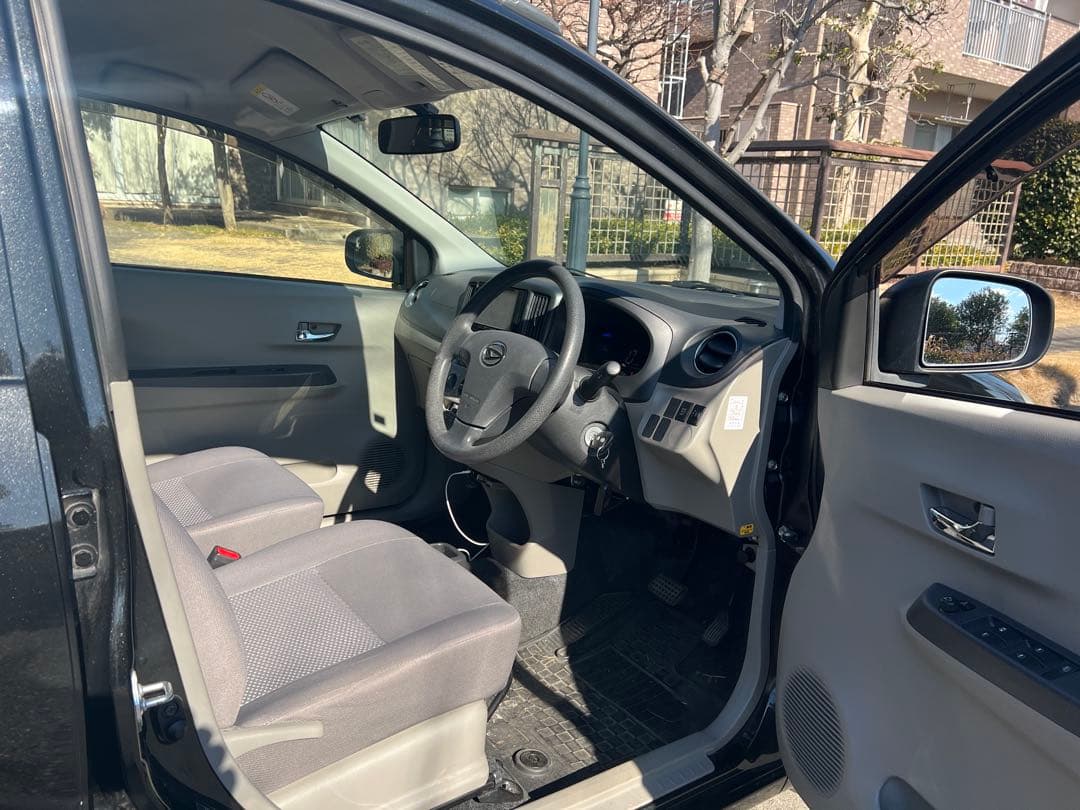 ミライース4WD 検9年4月まで　東京