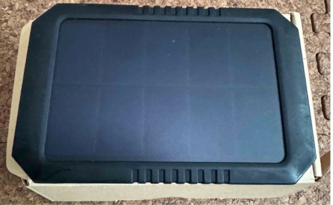 送料込美品SIMフリーiPhone12proゴールド新品未使用フィルムケース付き