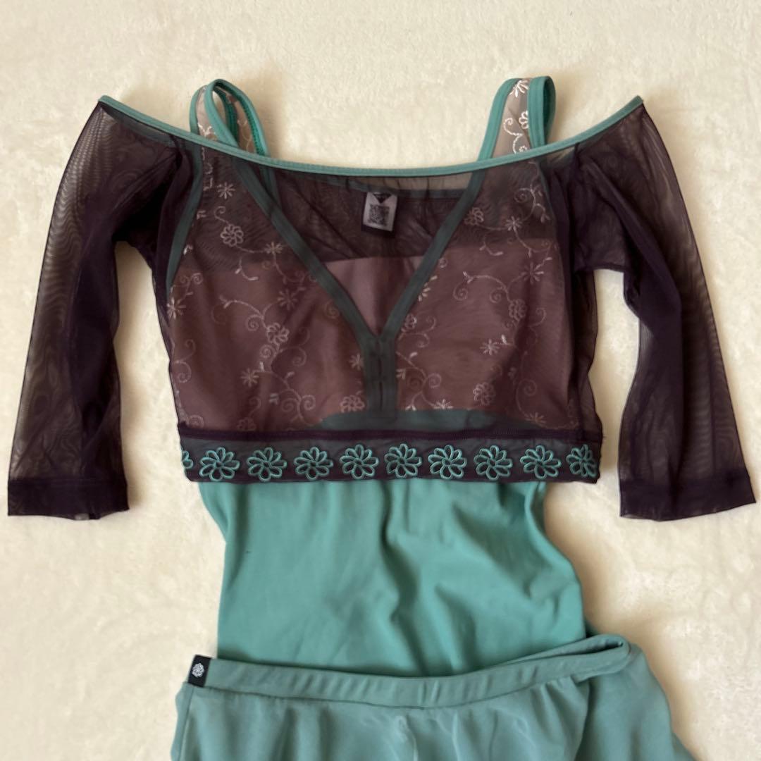 Dellalo MILANO トップス