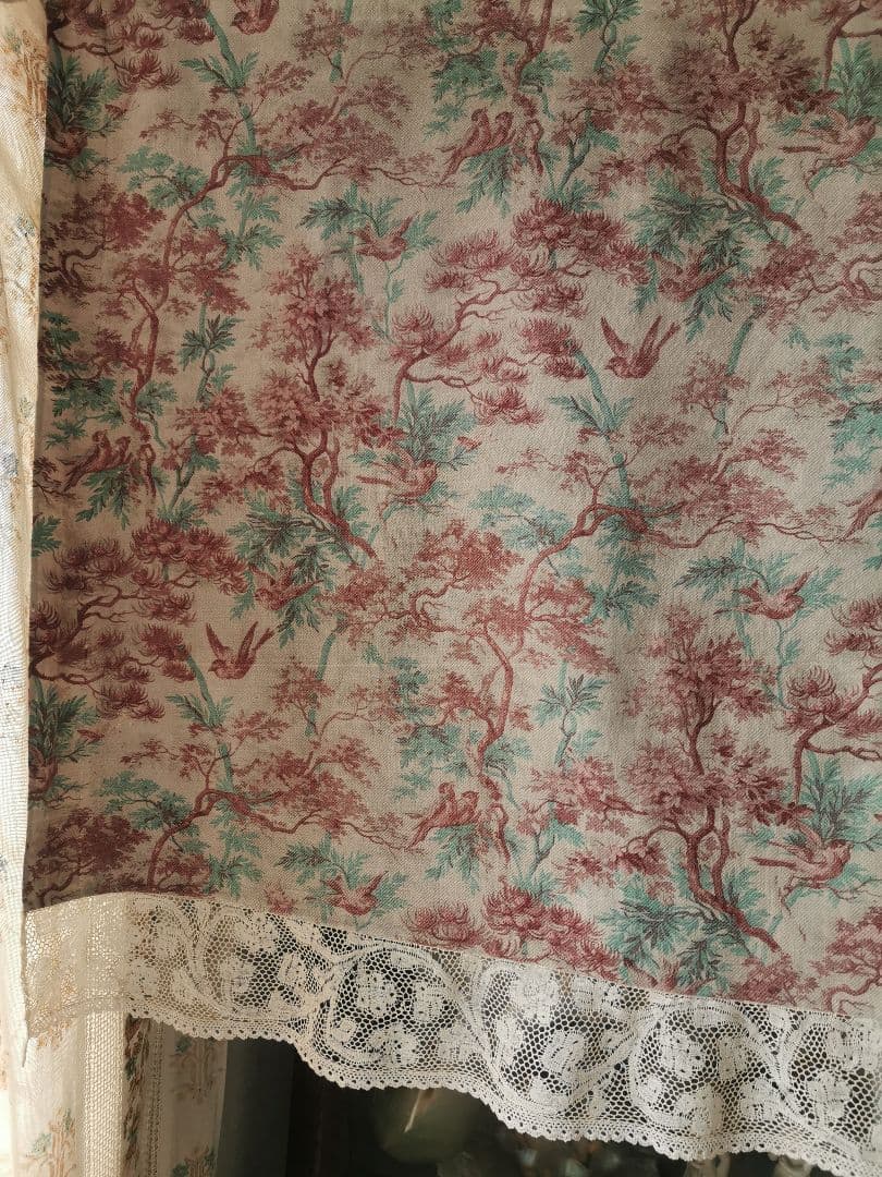 アンティーク 1880年代トワルドジュイ鳥達の森 ミラネーゼレース装飾カーテンβ