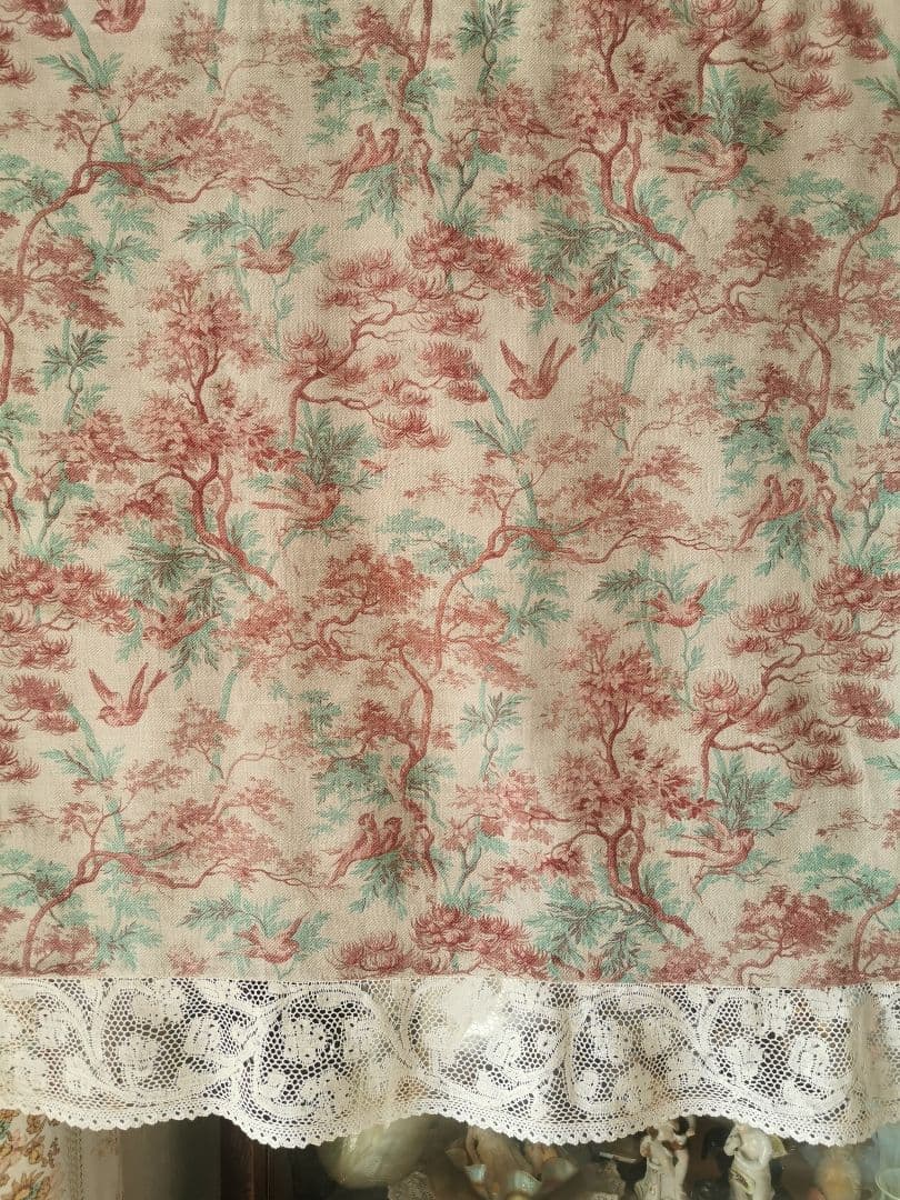 アンティーク 1880年代トワルドジュイ鳥達の森 ミラネーゼレース装飾カーテンβ