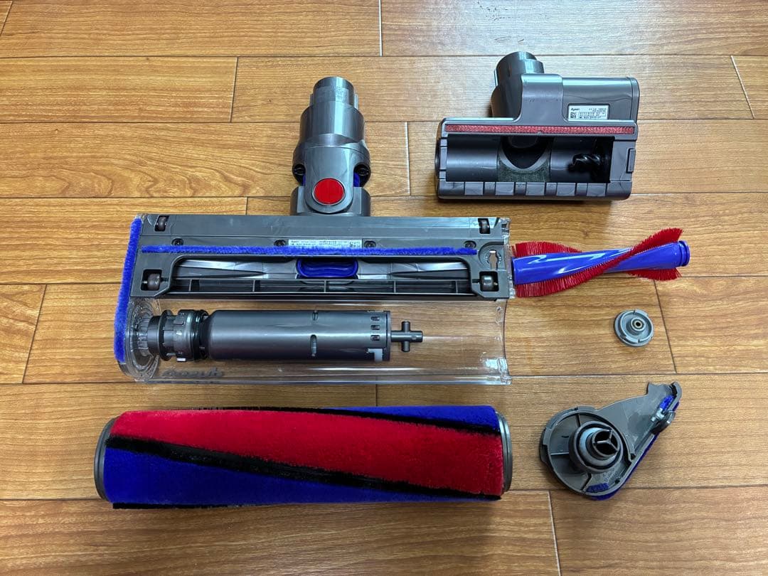 【美品】ダイソン dyson V7 fluffy 【新品】バッテリー36分